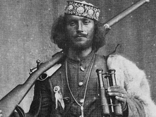 MUZEU HISTORIK KOMBËTAR PËRKUJTOI 109-VJETORIN E VDEKJES SË HEROIT TË POPULLIT ÇERÇIZ TOPULLI: LUFTOI ME ARMË KUNDËR DUMBABISTIT HAXHI QAMILI.