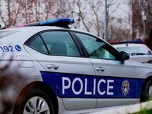 RRUGA “RESHAT KARAJKDIU”; PRIZREN | GRANIT PAQARIZI (PAÇARIZI) U SHPALL NË KËRKIM POLICOR; DHUNË FIZIKE NDAJ NJË QYTETARI DHE DËMTIM PRONE (AUTOMJET).