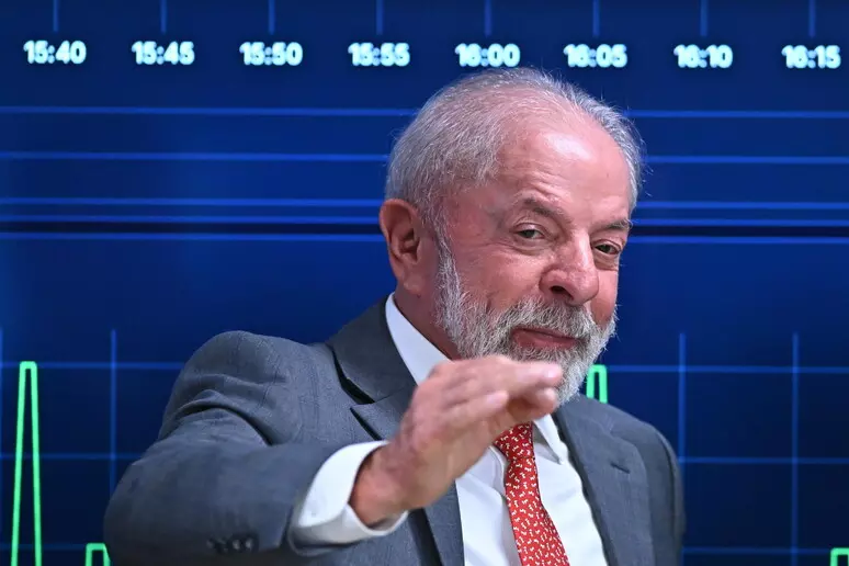 PRESIDENTI I RFB-it LUIZ INACIO LULA DA SILVA: PRESIDENTI DANLLD TRAMP (DONALD TRUMP) DUHET T’I TRAJTOJË TË GJITHA VENDET NË MËNYRË TË BARABARTË.