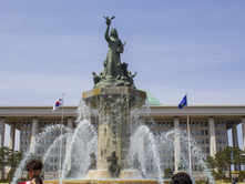 KORE E JUGUT | PARLAMENTI I DOMINUAR NGA E MAJTA LIBERALE MIRATOI PROJEKTLIGJIN E DISKUTUESHËM PËR LAJMET E RREME | KONSERVATORËT E DENONCUAN SI AKT CENSURE.