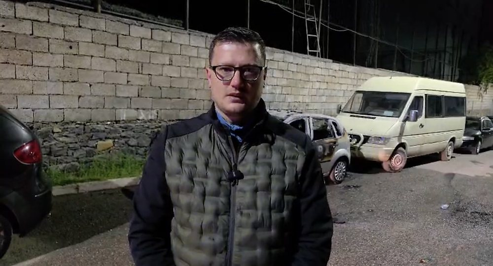 BULQIZË | AUTOMJETI I GAZETARIT SAMI CURRI U KONSTATUA I DJEGUR.