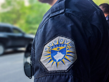 RRUGA “MBRETËRESHA TEUTË”; PEJË | SHEMSEDIN BERDYNAJ (QYTETAR AMERIKAN) U PROCEDUA PENALISHT; NJË VEPËR PENALE.