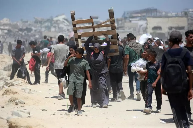 KRYQI I KUQ DHE OBSH-ja BËNË APEL PËR LIRIMIN E MENJËHERSHËM TË PENGJEVE NË GAZË DHE KËRKUAN NDALIMIN E POSHTËRIMIT NDAJ TYRE.