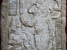 3 MAJ 752 PAS KRISHTIT: ZOGU JAGUAR IV U BË MBRET I QYTETIT-SHTETIT MAJA TË JAKSIÇILANIT (YAXCHILAN).