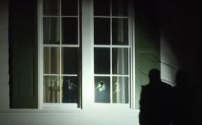 SINSINATI (CINCINNATI) | BANESA E ZV/PRESIDENTIT AMERIKAN J.D. VENS (VANCE) U DHUNUA NË KOHËN KUR ASKUSH NUK GJENDEJ NË TË.