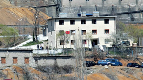 FUSHË ARRËZ | SITUATË ALARMANTE NË LUMIN FAN PËR SHKAK TË DERDHJEVE TË MBETJEVE TOKSIKE NË TË.