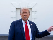 PRESIDENTI DANLLD TRAMP (DONALD TRUMP): CEDIM TERRITORESH? UKRAINA TASHMË PO HUMBET TERRITOR.