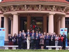 NË HANOI U FESTUA 35-VJETORI I MARRËDHËNIEVE VIETNAM-BASHKIMI EVROPIAN.