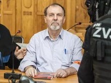 SLLOVAKI: NË NJË GJYKATË TË POSAÇME FILLOI GJYQI PENAL PËR POETIN JURAJ KINTULA (CINTULA) | U PËRPOQ TË VRISTE ME ARMË ZJARRI KRYEMINISTRIN ROBERT FIKO.