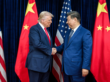 ZHVENDOSJA STRATEGJIKE E TRAMPIT (TRUMP) NGA AZIA.