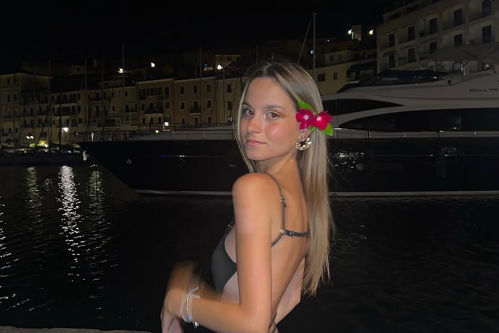 Xhulia (Giulia) Stefa