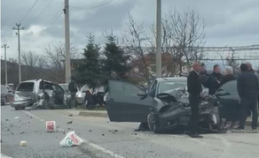 FSHATI LUMALAS; KORÇË | AKSIDENT AUTOMOBILISTIK ME TË PLAGOSUR.