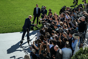 PRESIDENTI DANLLD TRAMP (DONALD TRUMP): NUK DO TA SULMOJMË IRANIN PARA ZGJEDHJEVE TË MESIT TË MANDATIT.