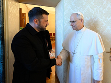 PAPA LEO XIV-të ZHVILLOI BISEDË TELEFONIKE ME PRESIDENTIN E UKRAINËS VOLODIMIR ZELENSKI.