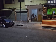 LAGJJA NR. 12; DURRËS | NJË SUBJEKT (MASHKULL) I PAIDENTIFIKUAR U GJET I VDEKUR NË KATIN E KATËRT TË NJË PALLATI.