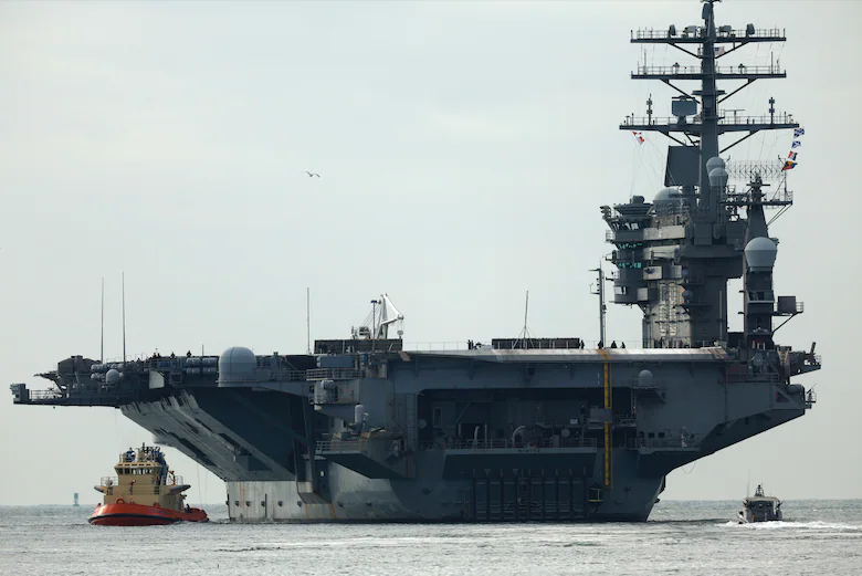 SHBA-ës ME SA DUKET PO DËRGOJNË AEROPLANMBAJTËSEN “USS NIMITZ” DREJT IRANIT | AJO U LARGUA NGA DETI I KINËS JUGORE KËTË MËNGJES; VIZITA NË QYTETIN PORTUAL VIETNAMEZ TË DANANGUT U ANULUA.