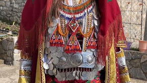 RRAJCË | ARTIZANET E KOSTUMEVE POPULLORE SHPRESA BALLSHKASHI DHE GËZIME RIRA APELUAN QË BREZI I RI TË TRASHËGOJË MJESHTËRINË E PRODHIMIT TË TYRE.