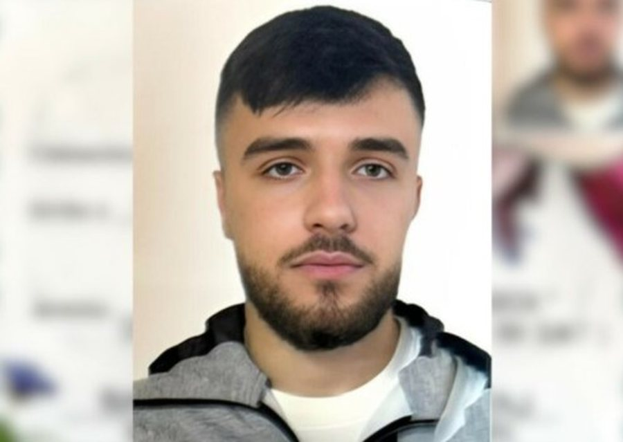 KUFOMA E MATEO LLUPIT MBËRRITI NË SHQIPËRI NGA MBRETËRIA E SUEDISË KU AI U VRA ME ARMË ZJARRI.