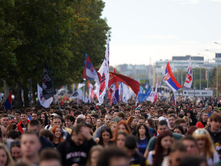BASHKIMI EVROPIAN BËRI THIRRJE PËR TUBIM PAQËSOR PËRPARA TUBIMIT NË NOVI SAD.