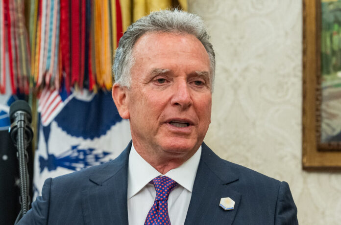 ENTI MEDIATIK “AXIOS”: I DËRGUARI I POSAÇËM I SHTËPISË SË BARDHË STIV UIKOF (STEVE WITKOFF) U TAKUA ME KRYEMINISTRIN E KATARIT NË IBIZA DUKE U PËRQENDRUAR NË NJË PLAN PËR T'I DHËNË FUND LUFTËS NË GAZË