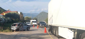 FSHATI MENGËL; ELBASAN | KLEMENT BALLA MBETI I PLAGOSUR NË AKSIDENT AUTOMOBILISTIK.