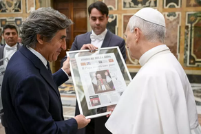 PAPA LEO XIX-të: LE TA ÇLIROJMË INFORMACIONIN NGA POLEMIKAT; NGA PARAGJYKIMET; NGA MODA; KOMUNIKIMI DUHET TË PËRFSHIJË ATA QË JANË TË PËRJASHTUAR NGA LOGJIKA E PUSHTETIT.