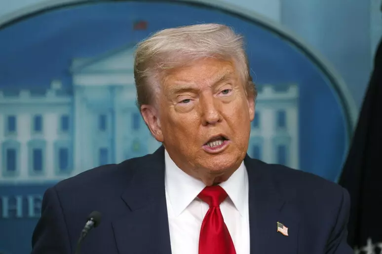 Presidenti amerikan Danlld Tramp (Donald Trump).