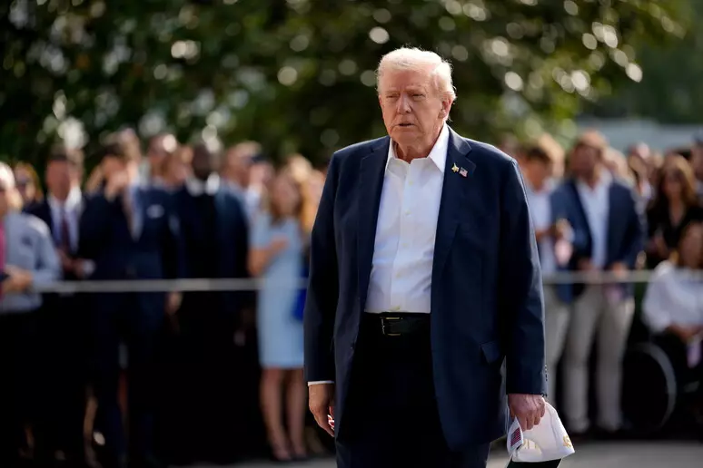 PRESIDENTI DANLLD TRAMP (DONALD TRUMP): JEMI SHUMË AFËR NJË MARRËVESHJEJE NË GAZË; DO TË KETË PAQE DHE PENGJET E LIRUAR.