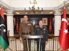 TURQI | AEROPLANI KU GJENDEJ SHEFI I SHTABIT TË USHTRISË SË LIBISË (ME BAZË NË TRIPOLI) U RRËZUA; 5 TË VDEKUR; ISHTE NISUR NGA ANKARAJA DHE PO SHKONTE DREJT TRIPOLIT.