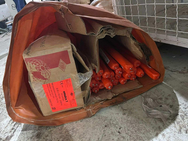 PIKA E KALIMIT KUFITAR VËRMICË; PRIZREN | FIDAN DURAKU (BANUES NË FSHATIN DAMJAN KOMUNA E GJAKOVËS) U ARRESTUA; RRETH 300 KG EKSPLOZIV.