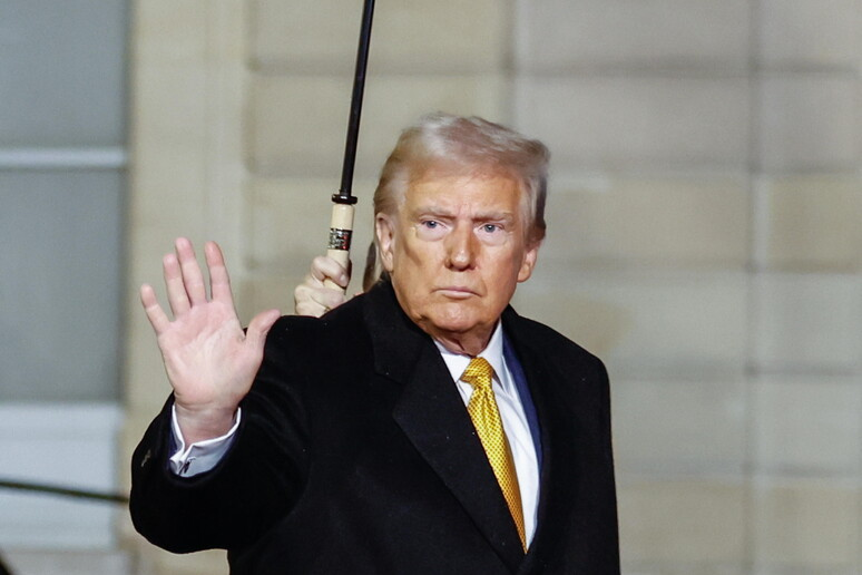 PRESIDENTI DANLLD TRAMP (DONALD TRUMP): RUSIA DHE KINA NUK KANË FRIKË NGA NJË NATO PA SHBA-ës; DYSHOJ SE ALEANCA DO TË NA VINTE NË NDIHMË NËSE NE DO TË KISHIM NEVOJË PËR TË.