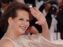 FRANCË | AKTORJA ME FAME BOTËRORE KLAUDIA KARDINALE (CLAUDIA CARDINALE) VDIQ NË MOSHËN 87-VJEÇARE.