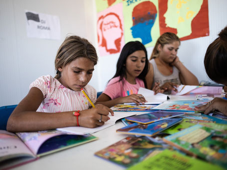 "MentoRoma": Projeto da Cruz Vermelha promove a escolaridade e inclusão de jovens ciganos