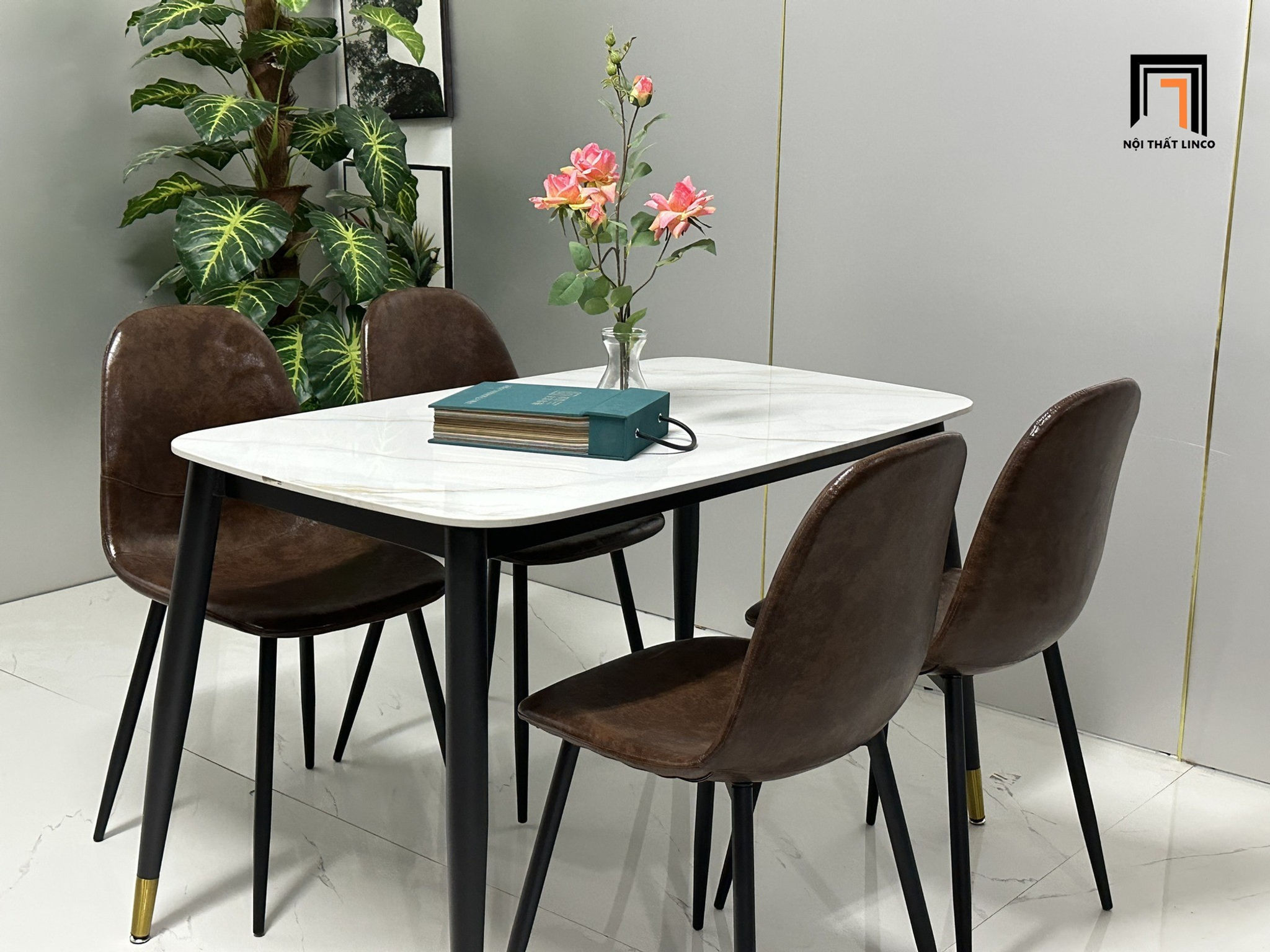 Set bàn ăn 4 ghế da Pu 31-BAD4-G22-B67 1m2 đá ceramic