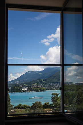 Le Pélican : Hôtel à Annecy, face au lac