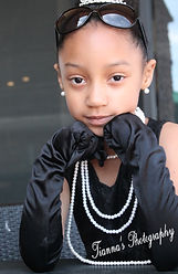 breakfast at tiffanys themed photoshoot