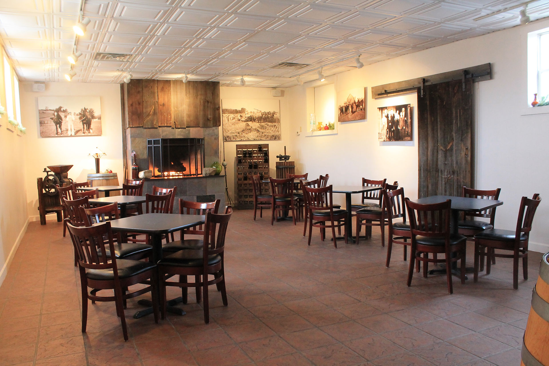 An invitation to sit awhile and enjoy your wine.