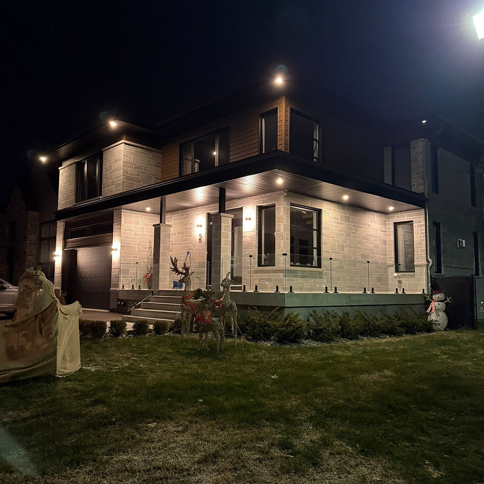 Rampes de balcon en verre : l’option idéale pour préserver la vue sur la Rive-Sud de Montréal