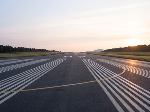 L’AÉROPORT ROLAND-DÉSOURDY : UNE PORTE D’ENTRÉE VERS LES CANTONS-DE-L’EST