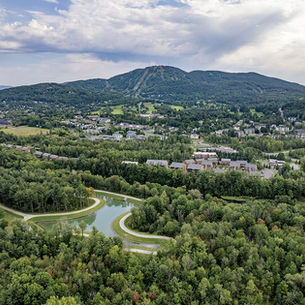 POURQUOI L'AÉROPORT ROLAND-DÉSOURDY EST UN ATOUT POUR BROMONT