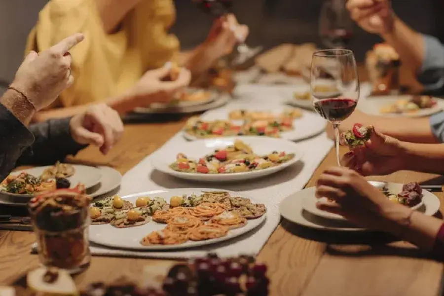 dinner with people