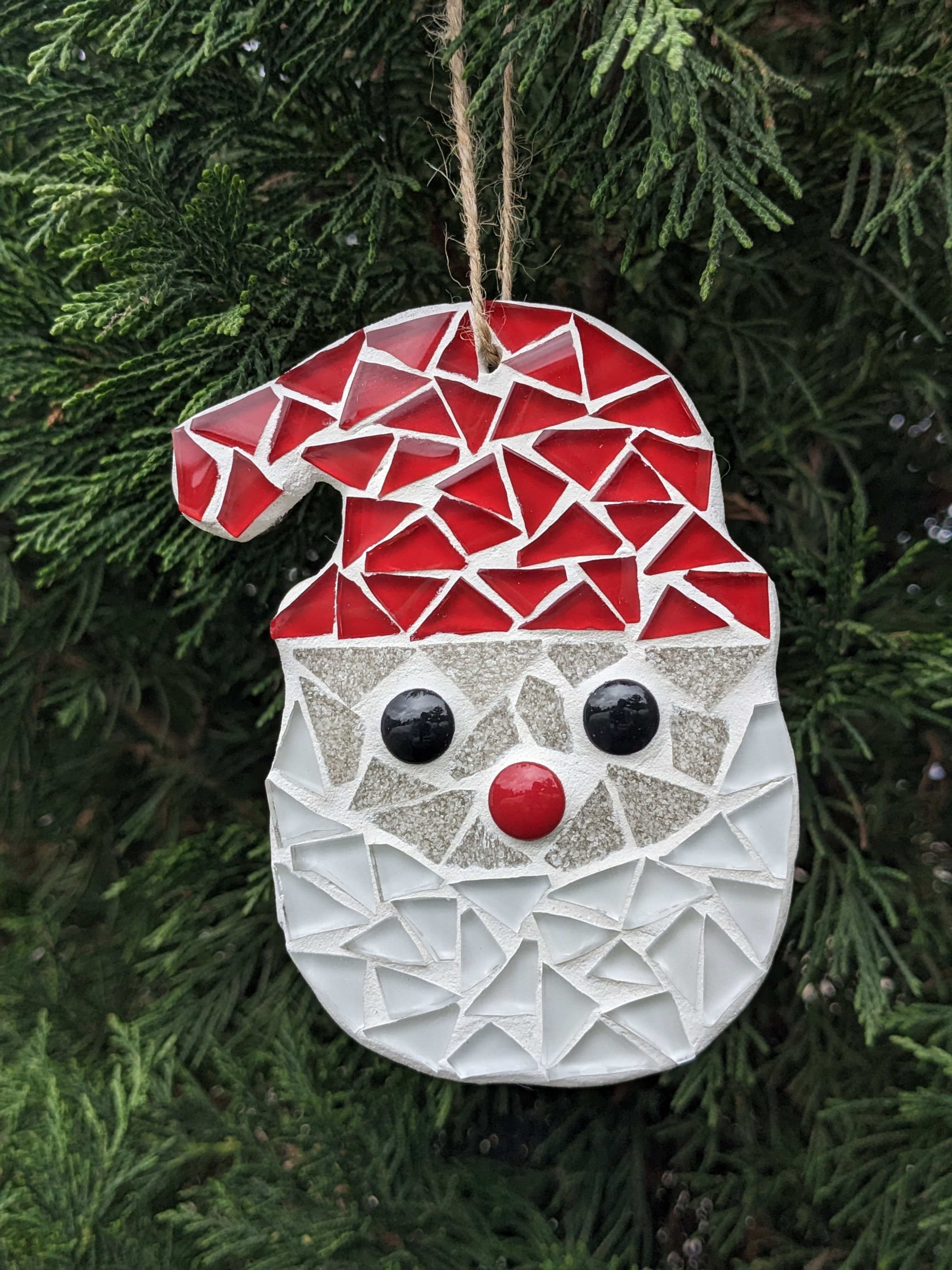 Santa hanging mosaic decoration