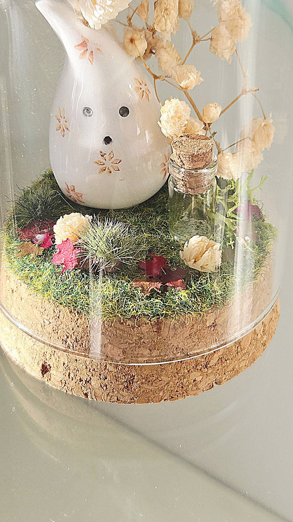 Miniature : création artisanale souvenir bébé en herbe de pampa blanche sous verre