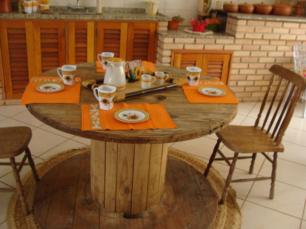 mesa-de-carretel-de-madeira_MLB-F-3845595092_022013.jpg
