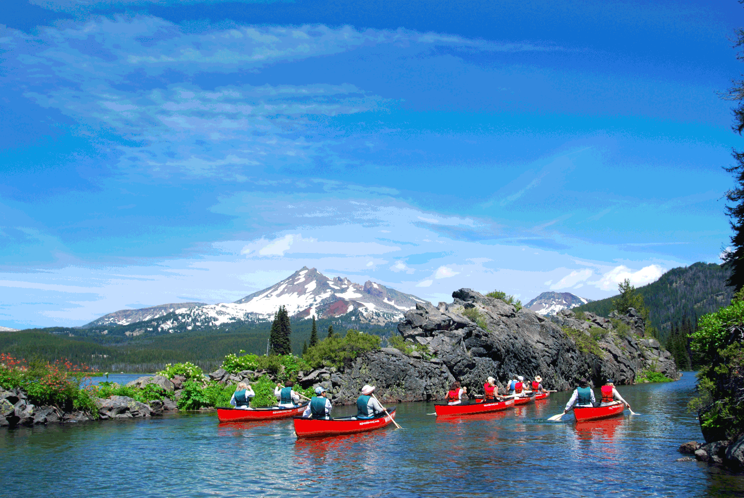 Bend-Canoe-Tours-Wanderlust.gif