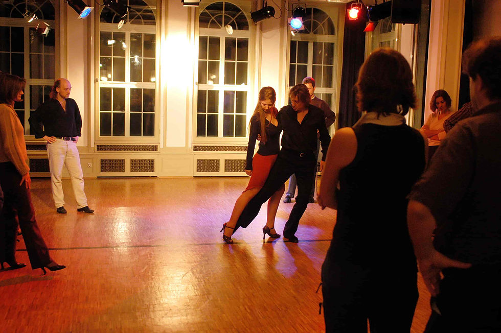 Rotraut Rumbaum Mindful Motion Tango, Foto R_edited.png