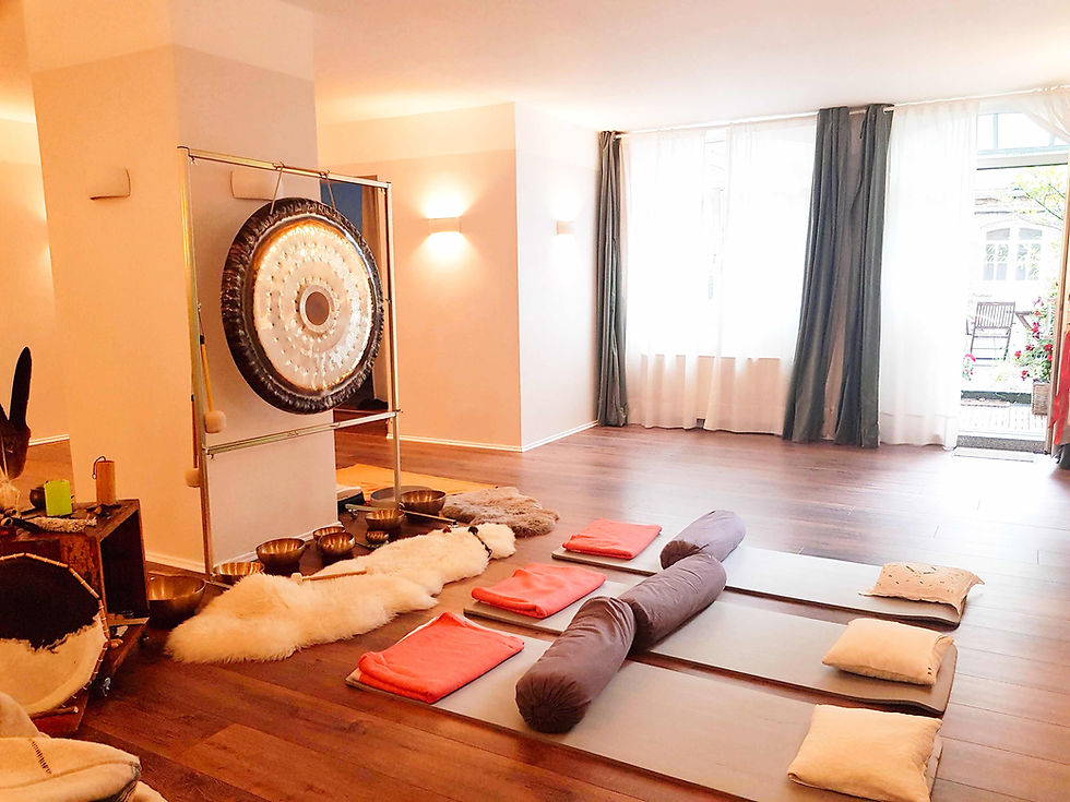 Rotraut Rumbaum Raum Innen Hell.jpeg