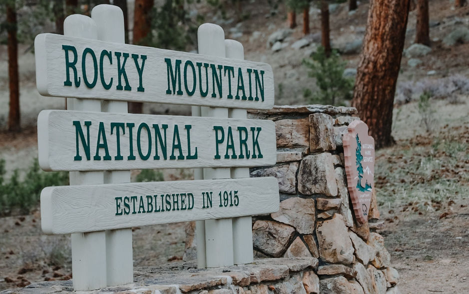 Rocky Mountain National Park sign