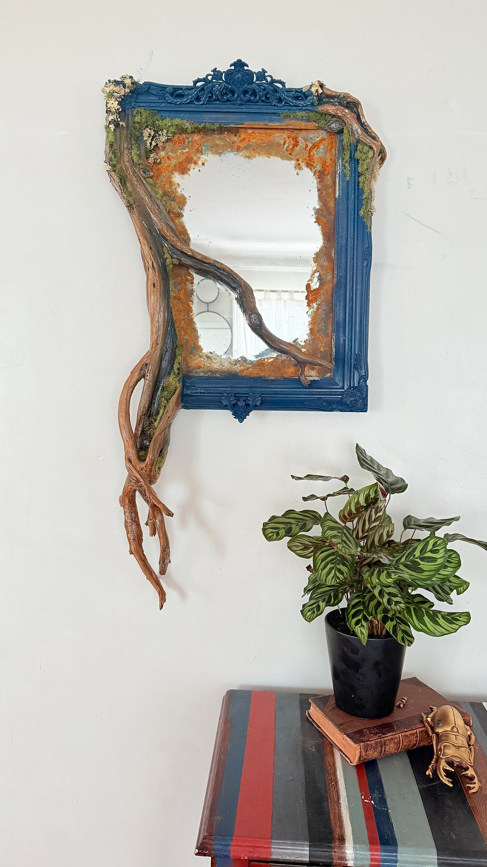 Thumbnail: Nature's Chaos:  A Paradoxical Menagerie