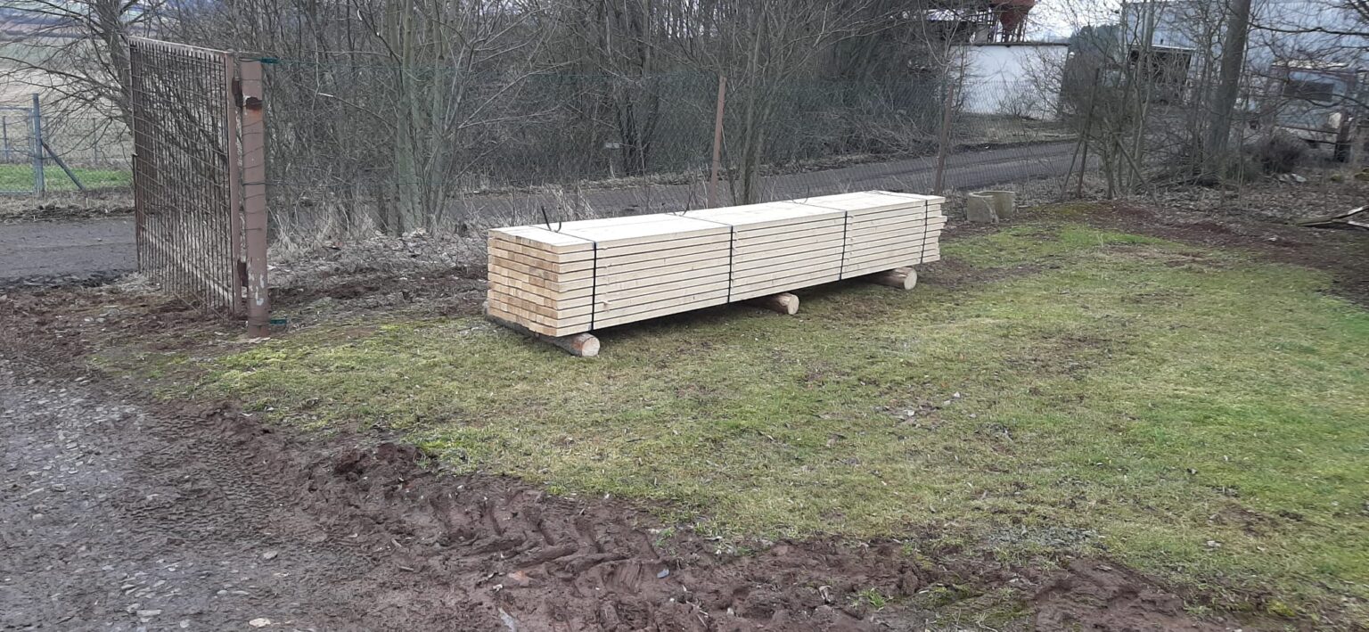 Studenti při praktické výuce a exkurzi